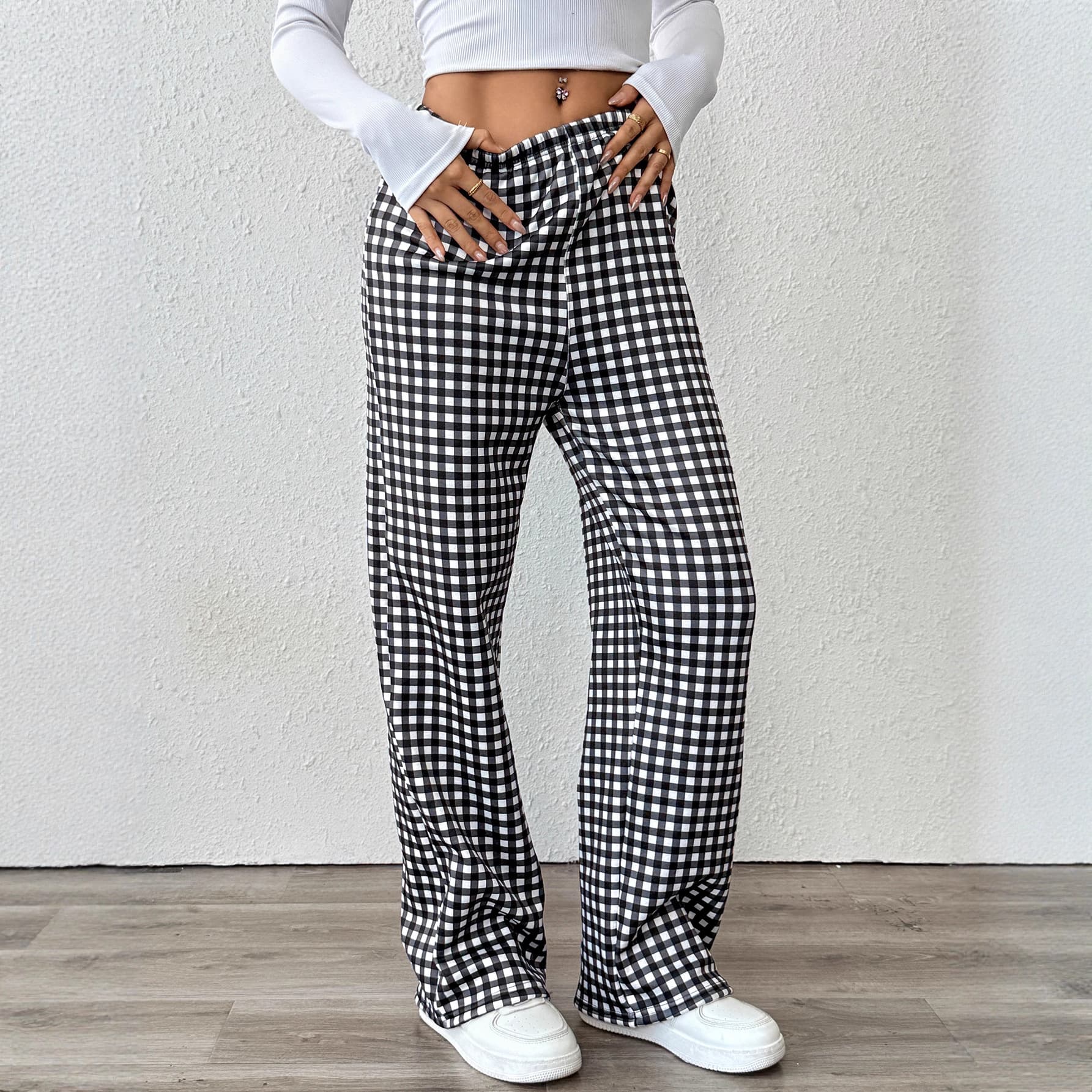Mid-rise Straight-leg Pants That Keep You Warm Slimming And Figure-flattering