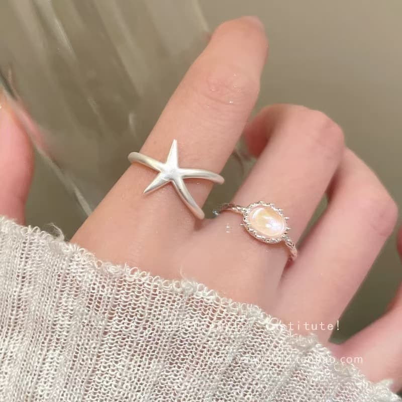Silver Matte Starfish Open Adjustable Ring For Women, Light Luxury High Sense Iridescent Zircon Ring, Minimalist Cool Tone Double Layer Index Finger Ring